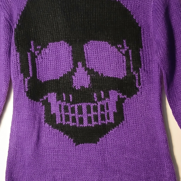 TRIPP nyc Purple Long Sleeve Black Skull Sweater Size M GOTH STEAMPUNK - Picture 5 of 10